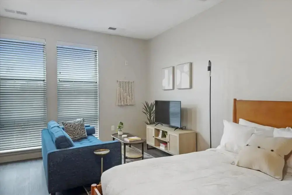 Cozysuites Modern 1BR Lawrenceville