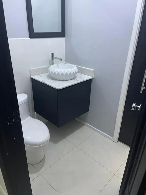 Impeccable 2-bed Apartment in Kingston With Pool