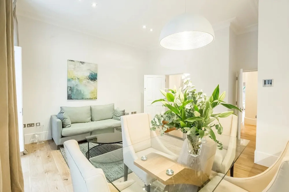 Royal Residence Elegant 2 Bedroom