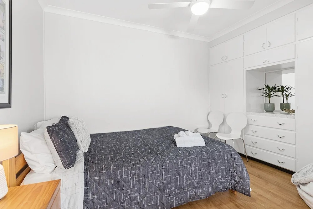 Victoria Parade, 29B