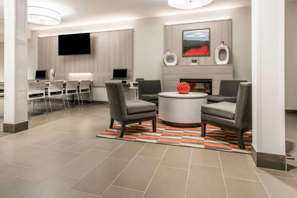 Spark by Hilton Rochester South
