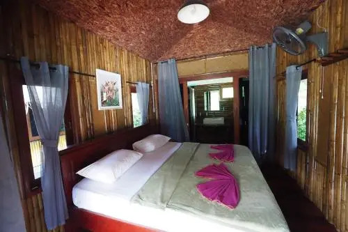 PraiwanRaftHouse แพไพรวัลย์