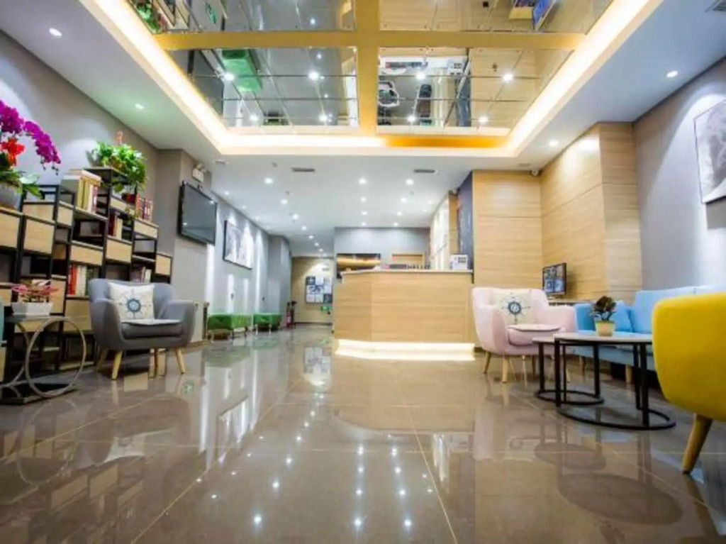 Dandong Yihai Business Hotel