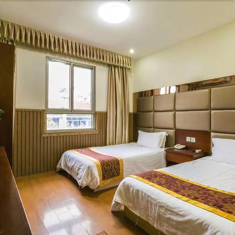 Q+ Shijia Huixuan Hotel