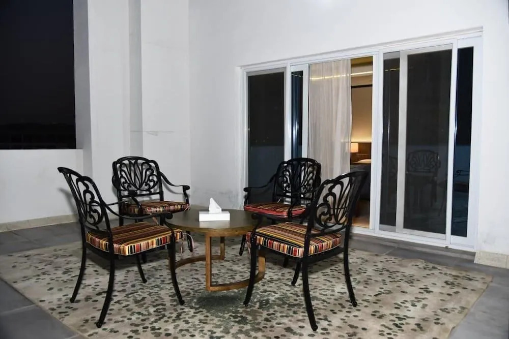The Airport Hotel Muscat