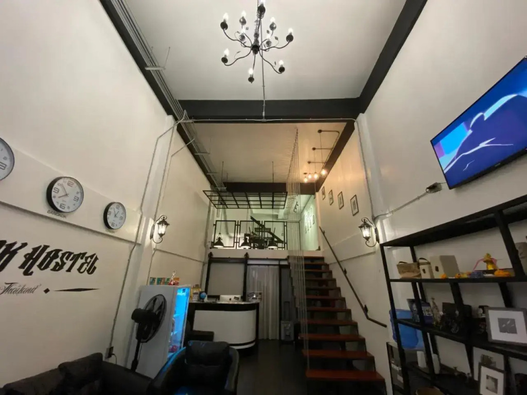 Bus Station 1 Hostel