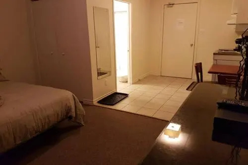 Cozy Little Studio by Amazing Property Rentals