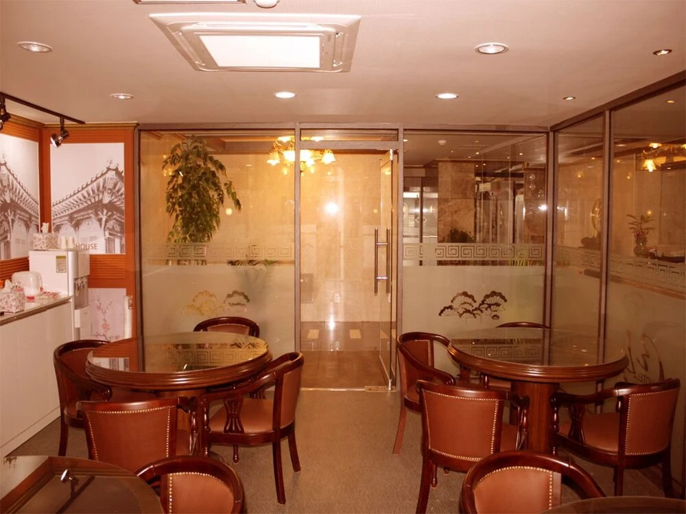 Hotel Lynn House