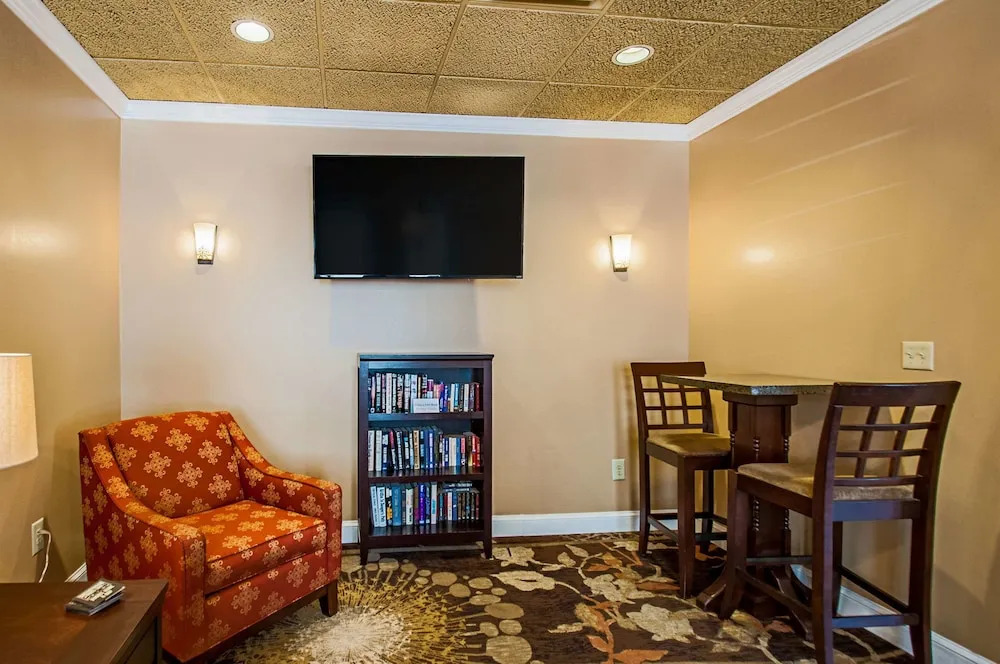 Best Western Lee-Jackson Inn & Conference Center