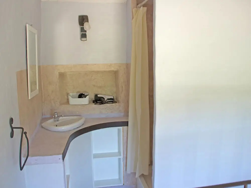 Splendid Holiday Home in Apt With Private Garden
