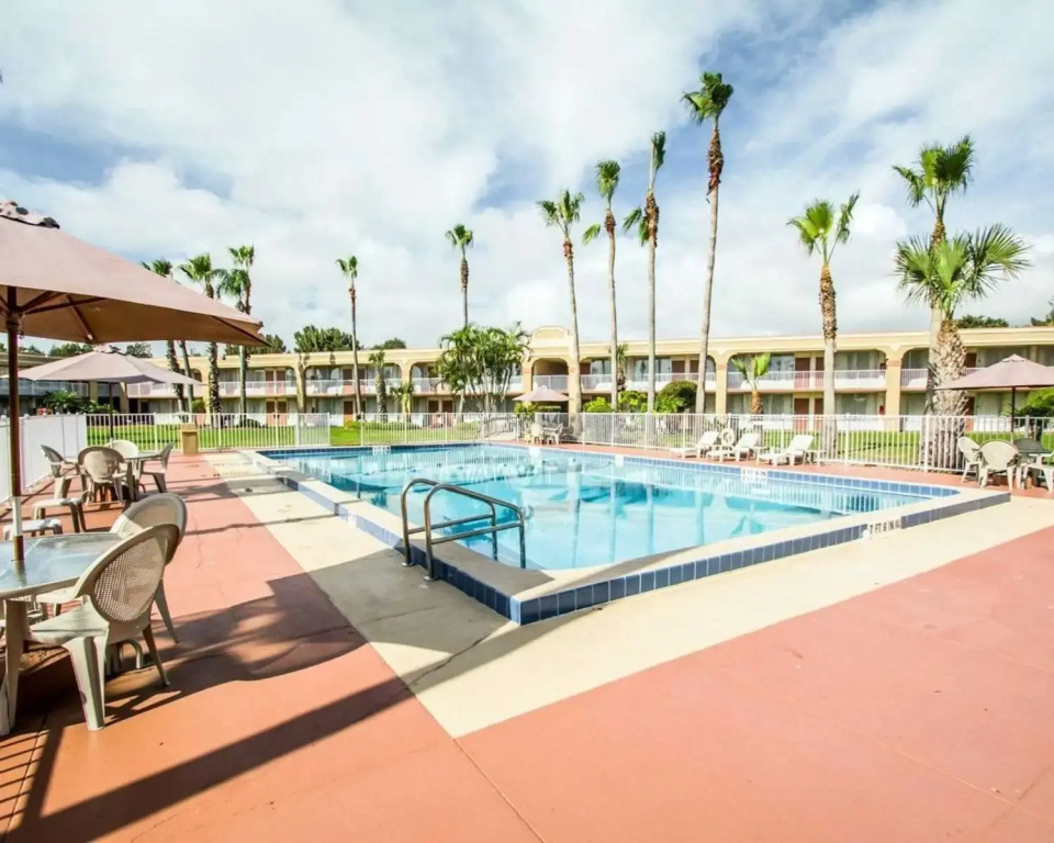 ISLAND HOTEL of Space Coast