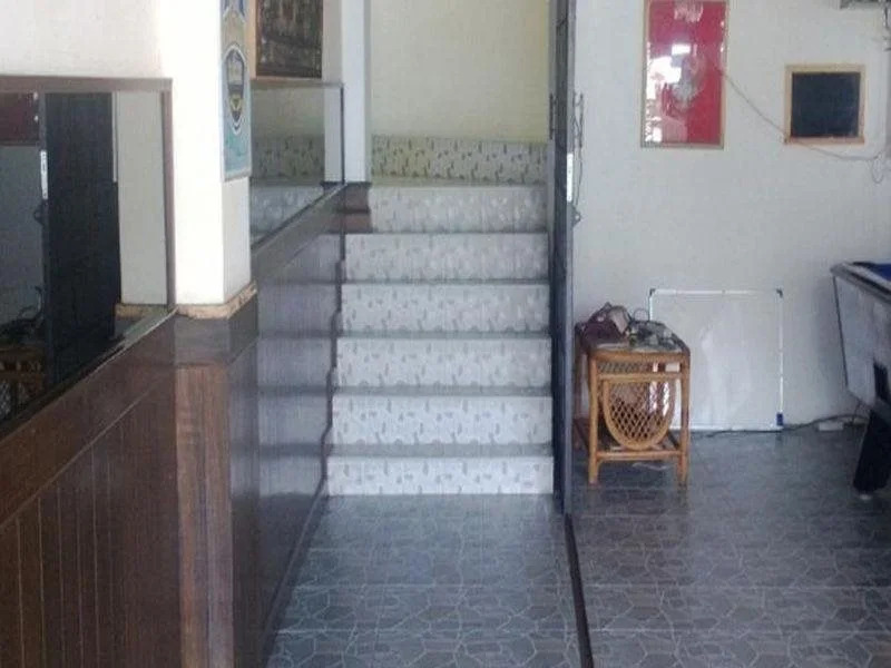 Walees Place