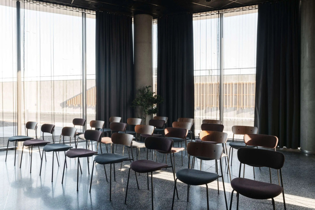 Comfort Hotel Arlanda Airport Terminal