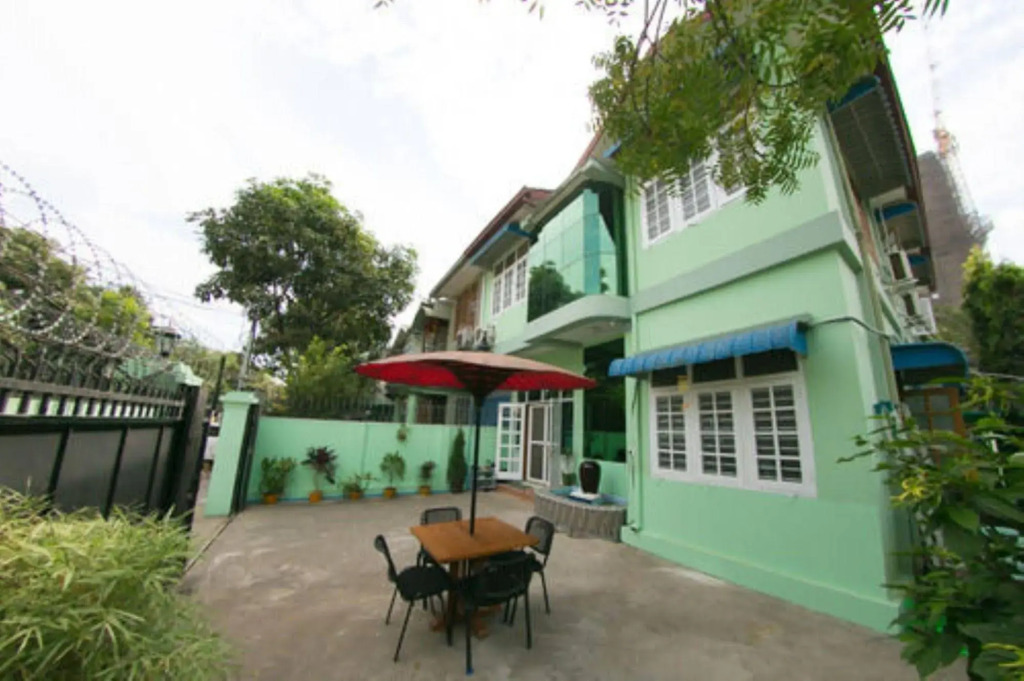 Shennoon's House