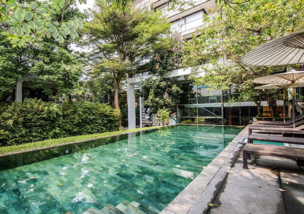 LUXX Langsuan Hotel - SHA Plus
