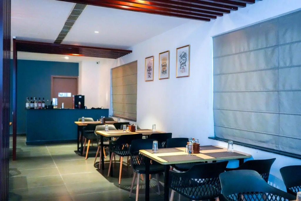 The Vantage Inn, near US Consulate Gachibowli Hyderabad