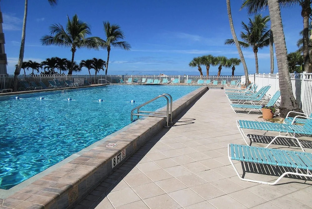 Leonardo Arms 407 - 2 Br Condo