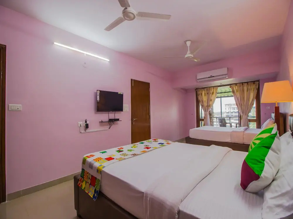 OYO 12481 Home Field view Penthouse Panjim