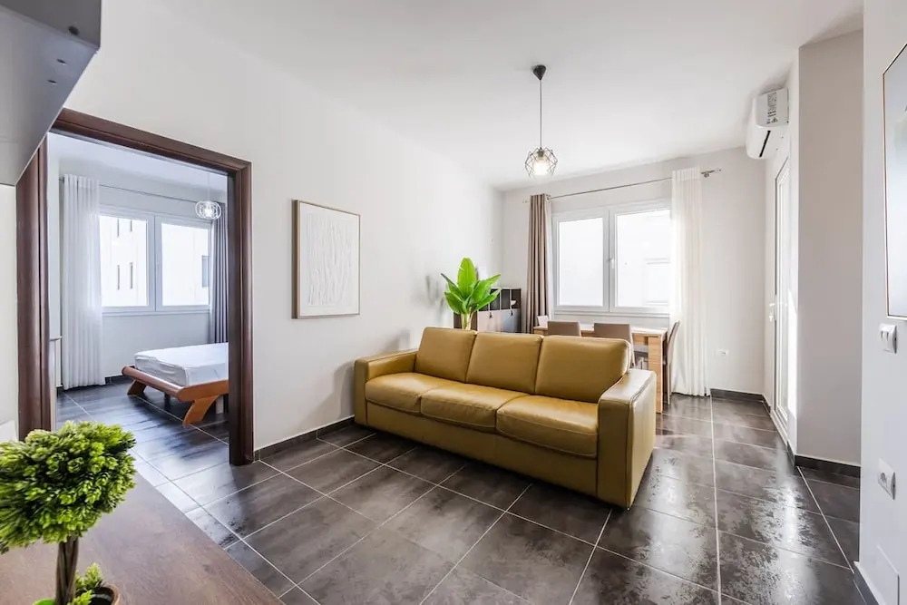 The Seabreeze Apartment 1BR in Gjiri i Lal zit