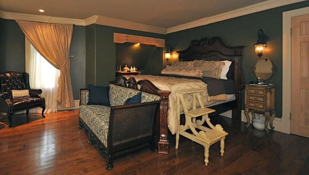 Creighton Manor Inn Bed & Breakfast