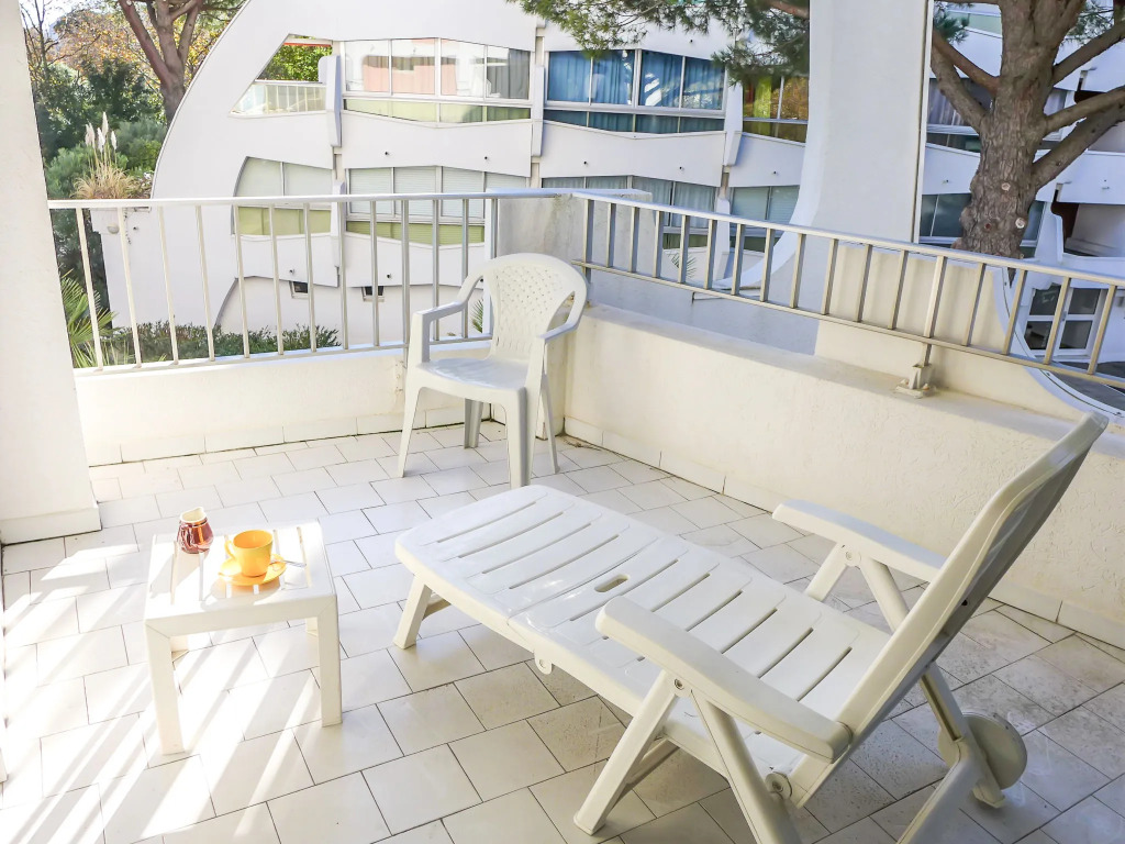 Apartment du Parc II-2 by Interhome
