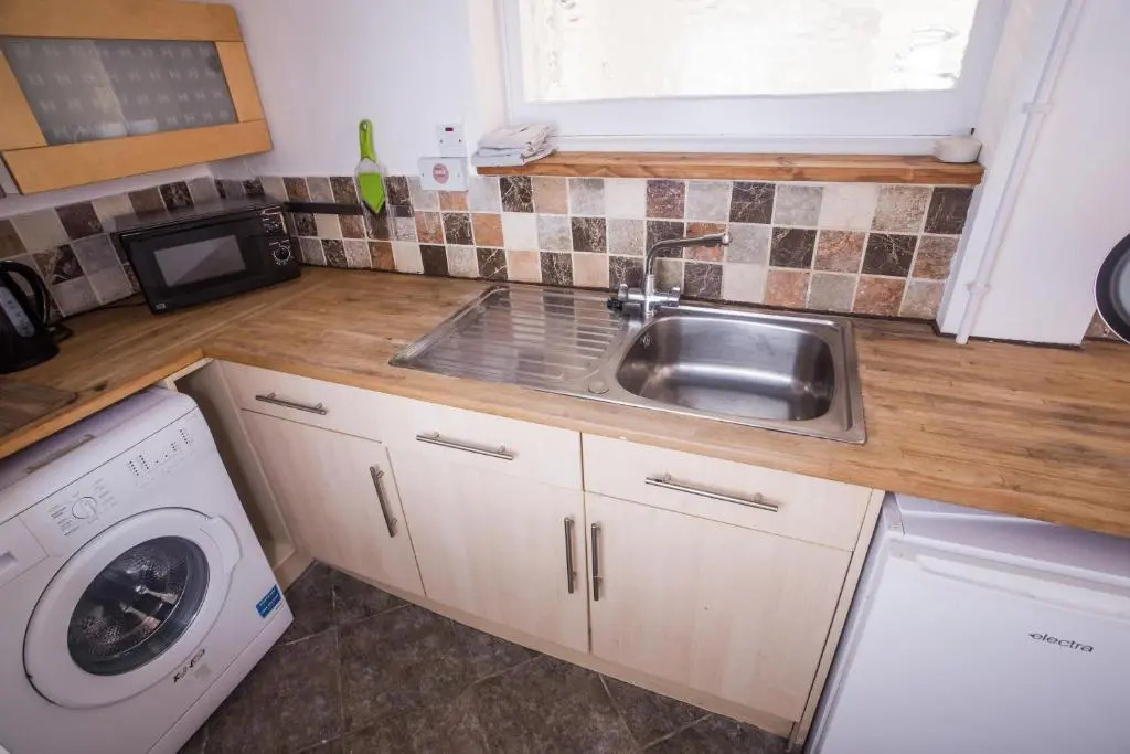 53 Pembroke Rd