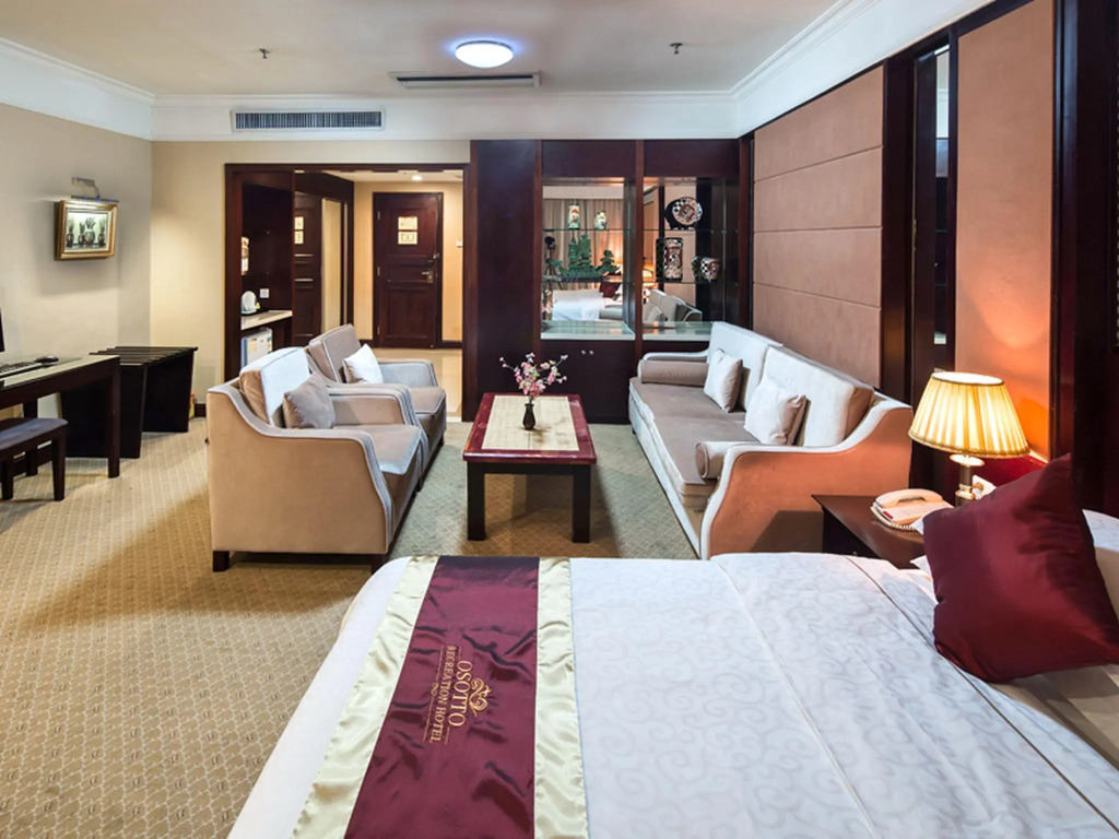 Guangdong Osotto Recreation Hotel