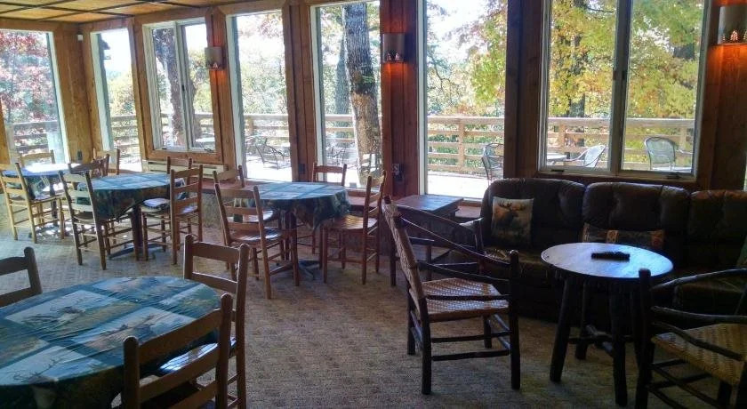 Skyline Lodge