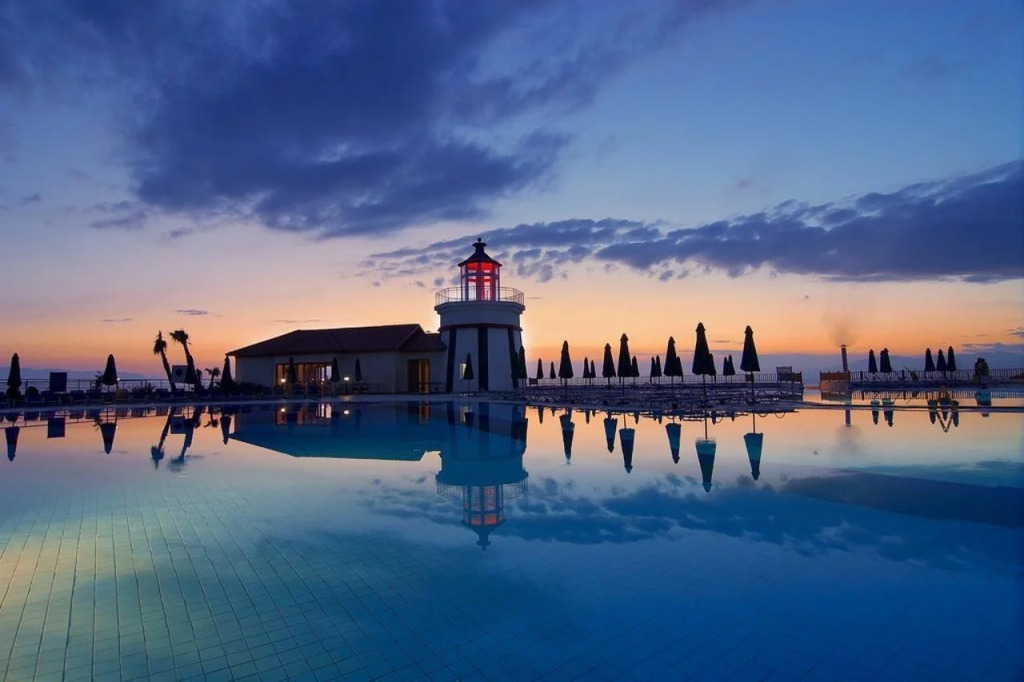 Seali̇ght Resort Hotel