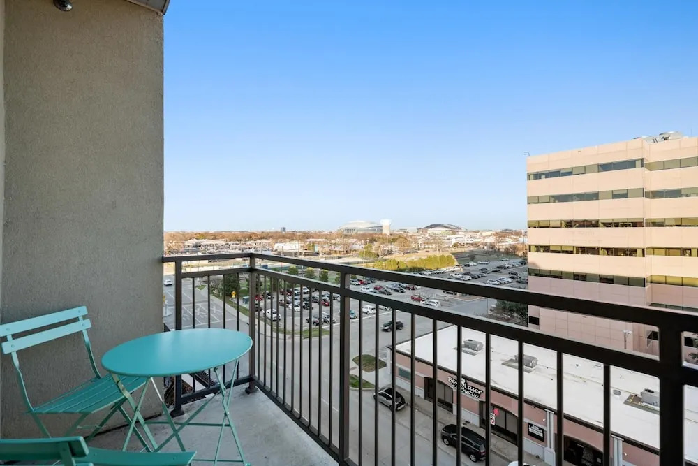 Arlington Modern 2BD 2BA Apartment