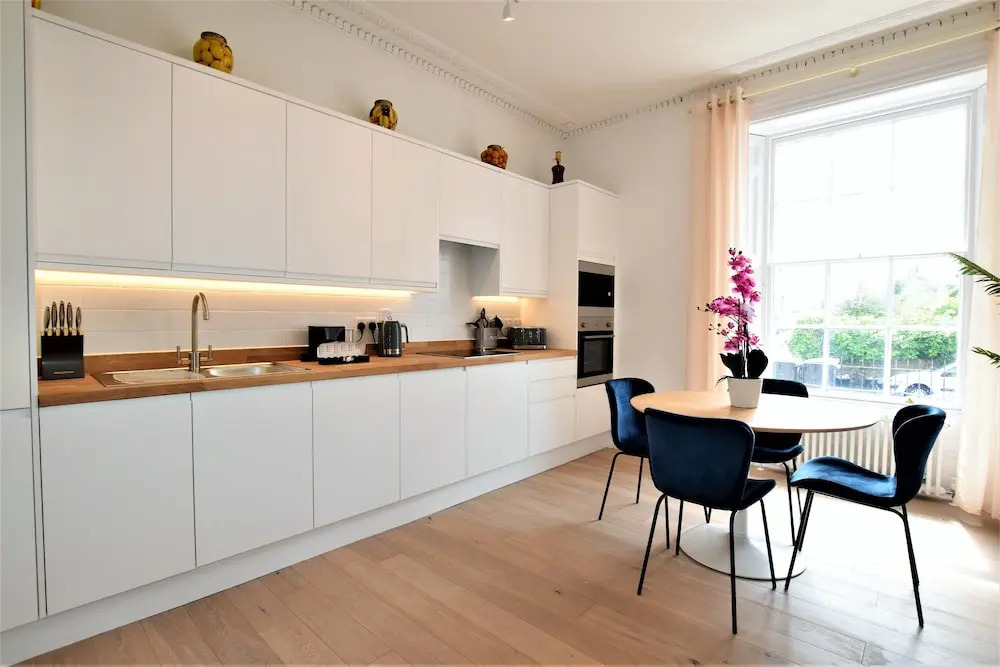 Frederick Place - Your Apartment
