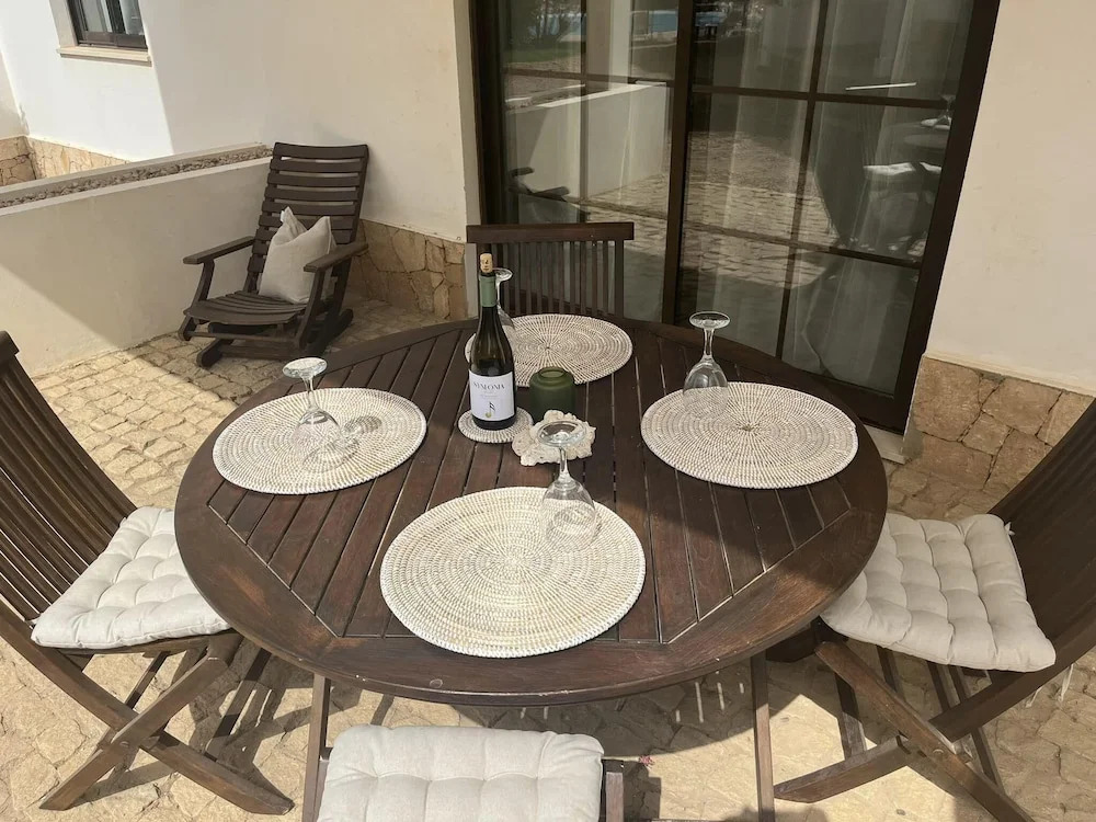 Spacious 2 Bedroomed Apartment