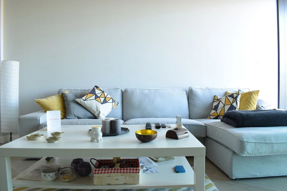 Modern Highrise 1 Bedroom Flat With Balcony