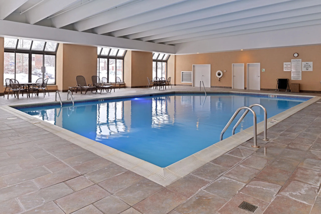 Holiday Inn New London by IHG