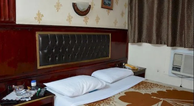 Bostan Hotel