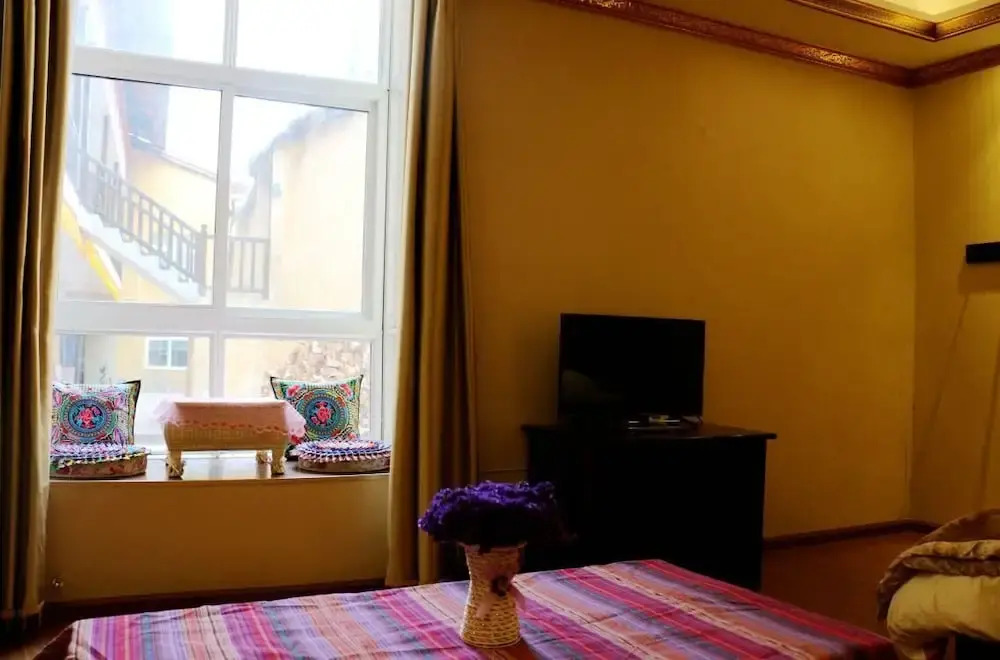 Youjia Hotel