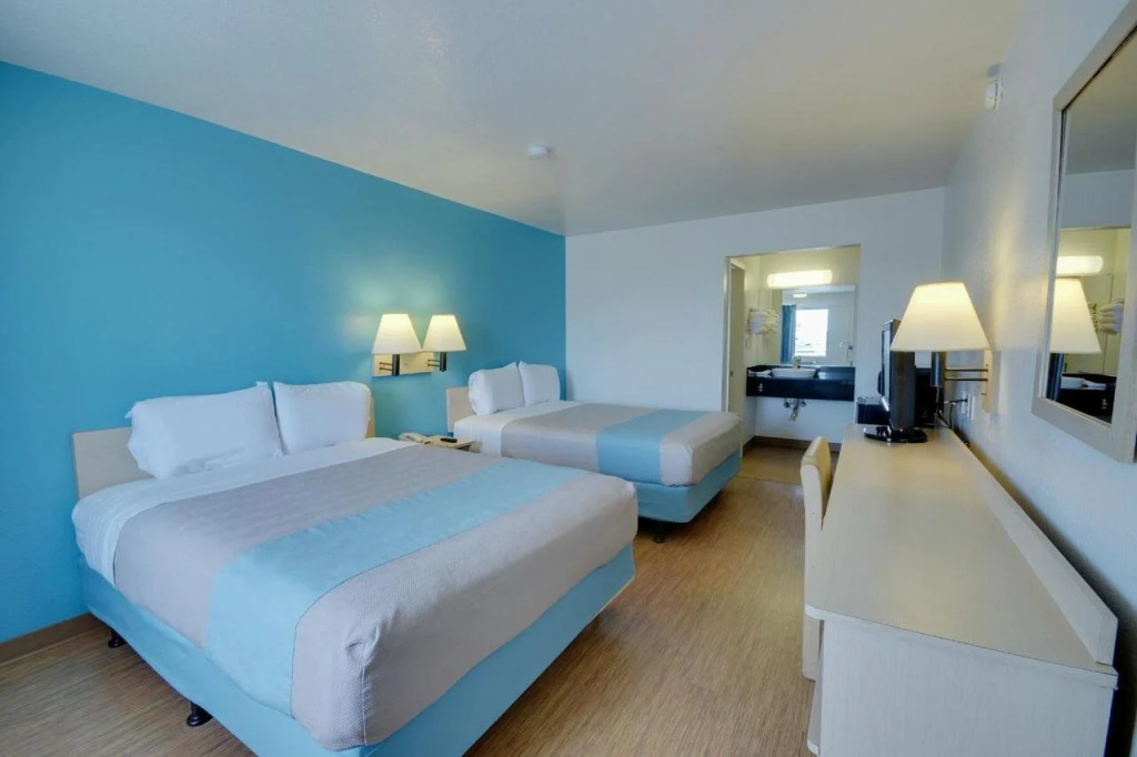 Motel 6-Webster, TX - Houston - Nasa Lake