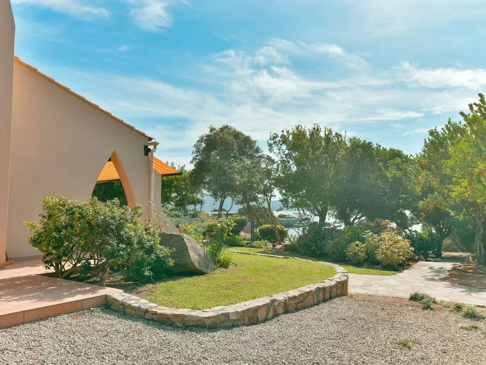 Beautiful Holiday Home With Terrace