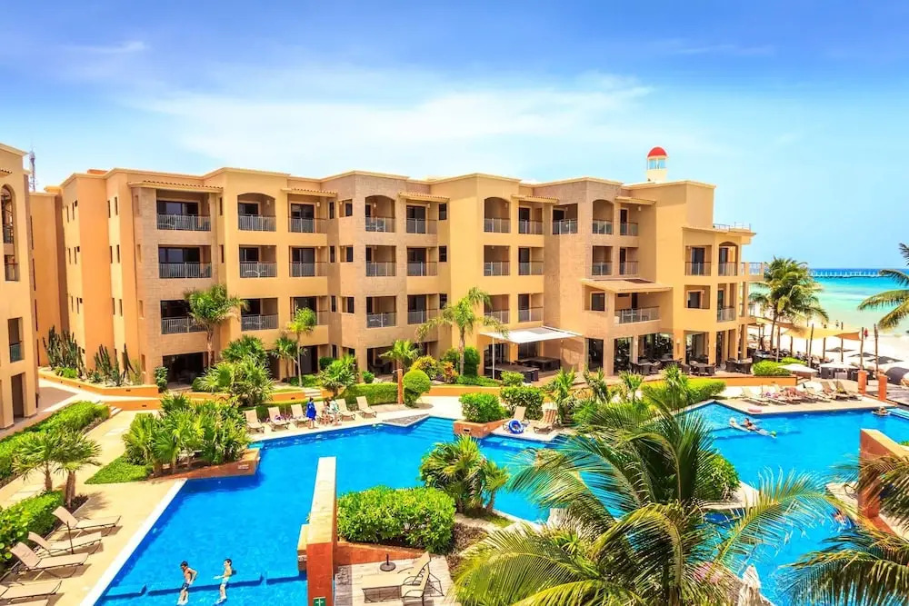 El Faro 303 Reef 1 Bedroom Condo by Redawning