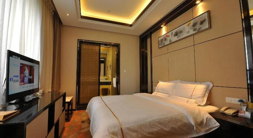Jin-Tai Holiday Hotel