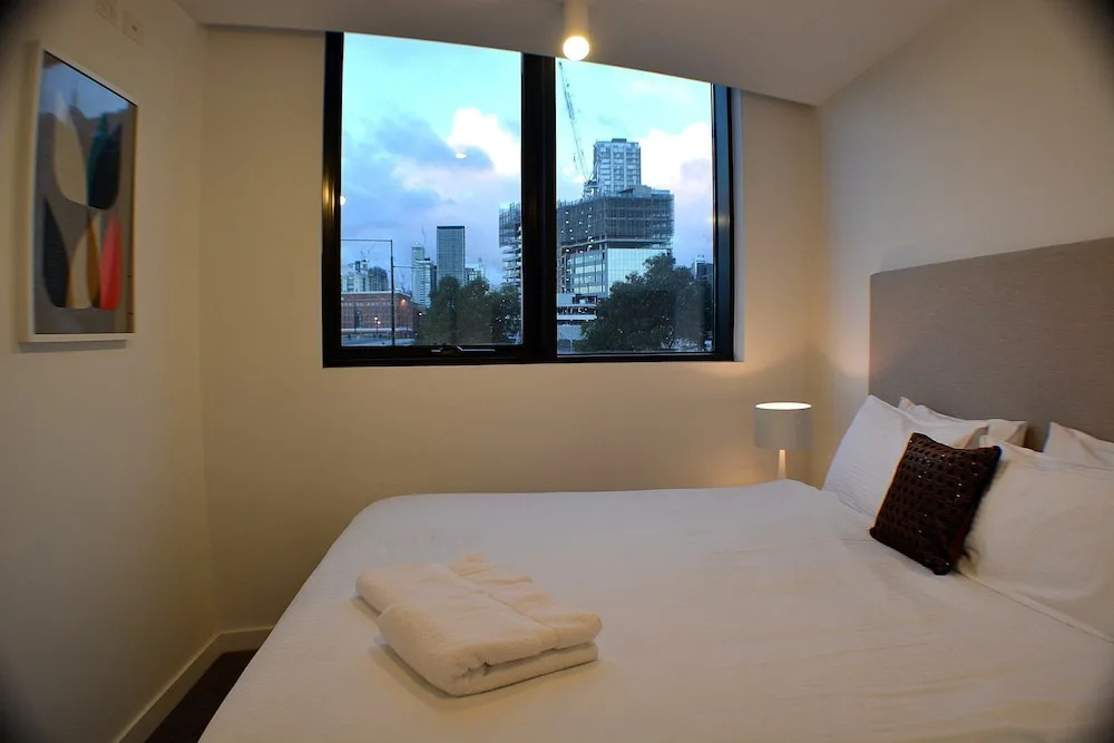 Royal Stays Apartments Docklands