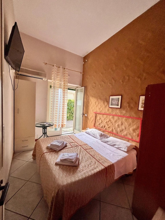 Rifugio di Stazzo Holiday Home for Groups of 20 People