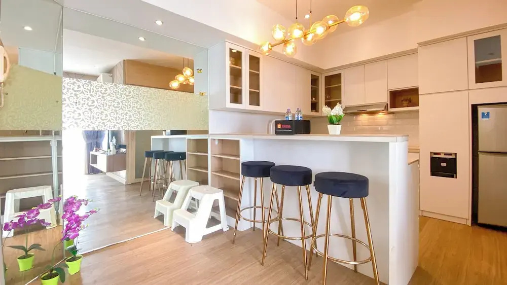 Modern Look 2Br At Puri Garden Apartment