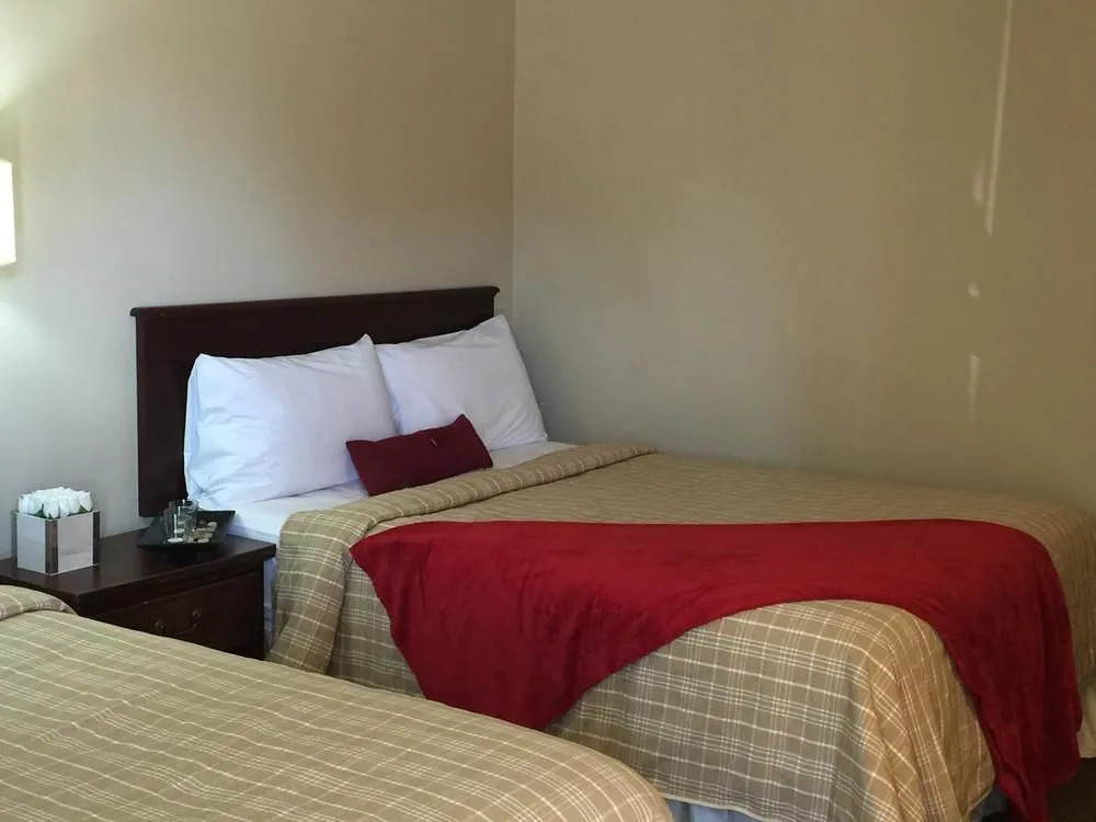 The Falls Family Lodge