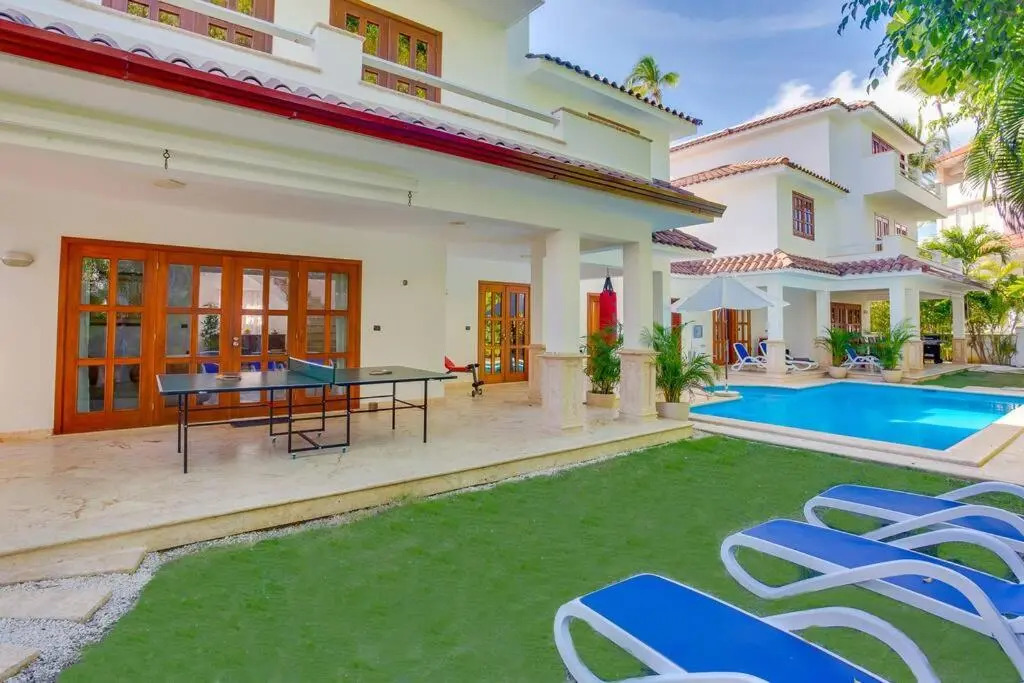 Punta Can 7BR Twin Villas walking to beach + FREE Bonus