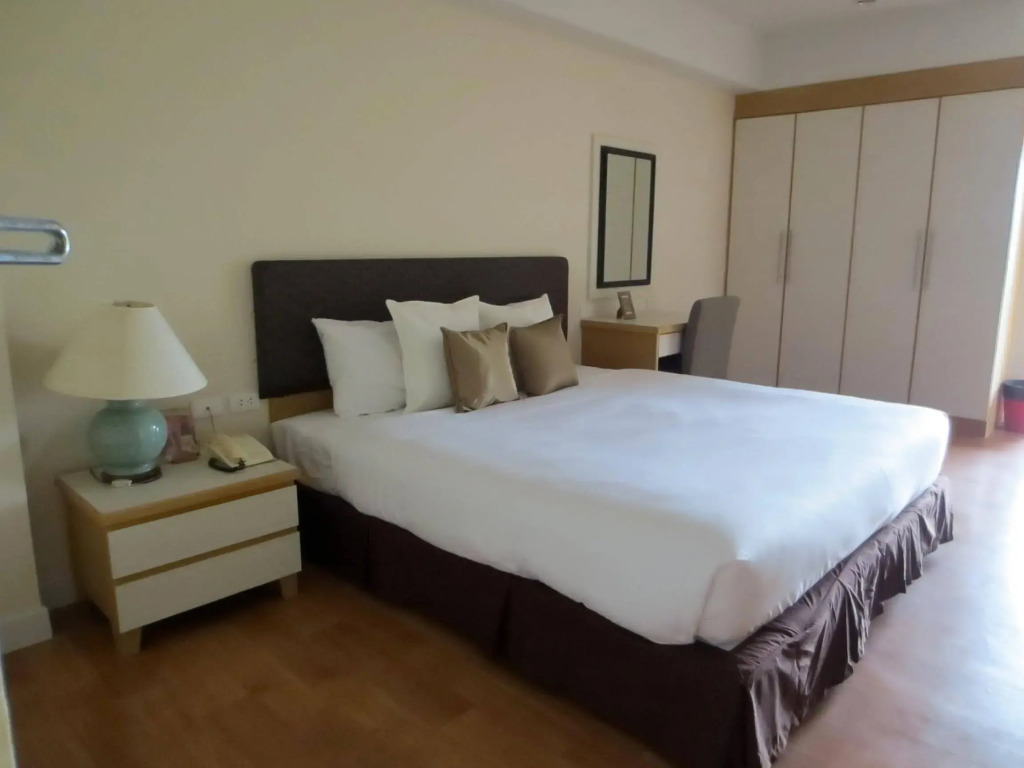 Sky Place Serviced Apartment