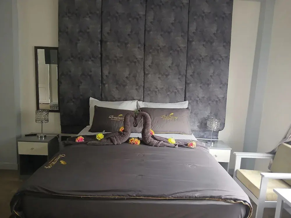 Quaint Studio Apartment in Soufriere From Claviers