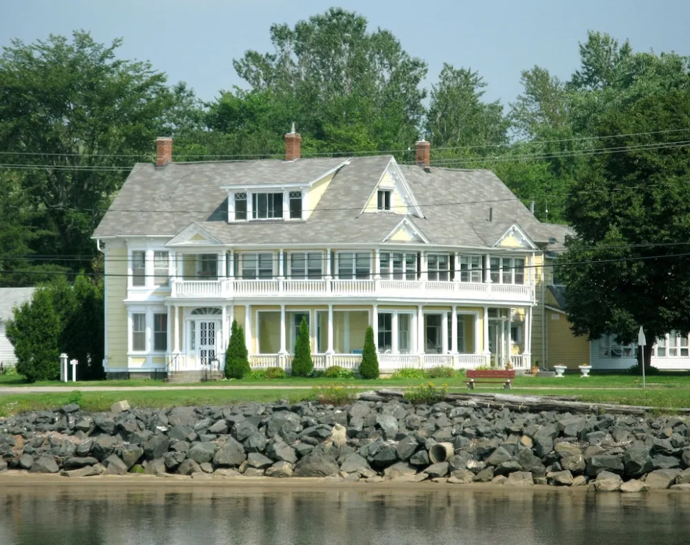 Governors Mansion Inn