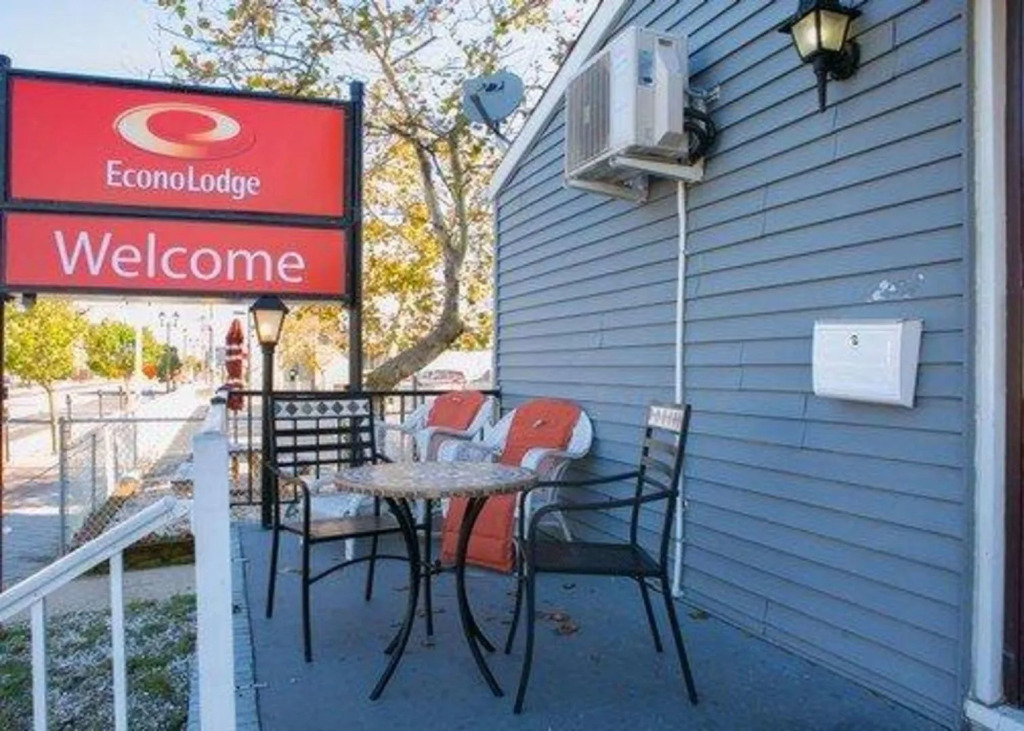 Hammock Inn & Suites - Jersey Shore