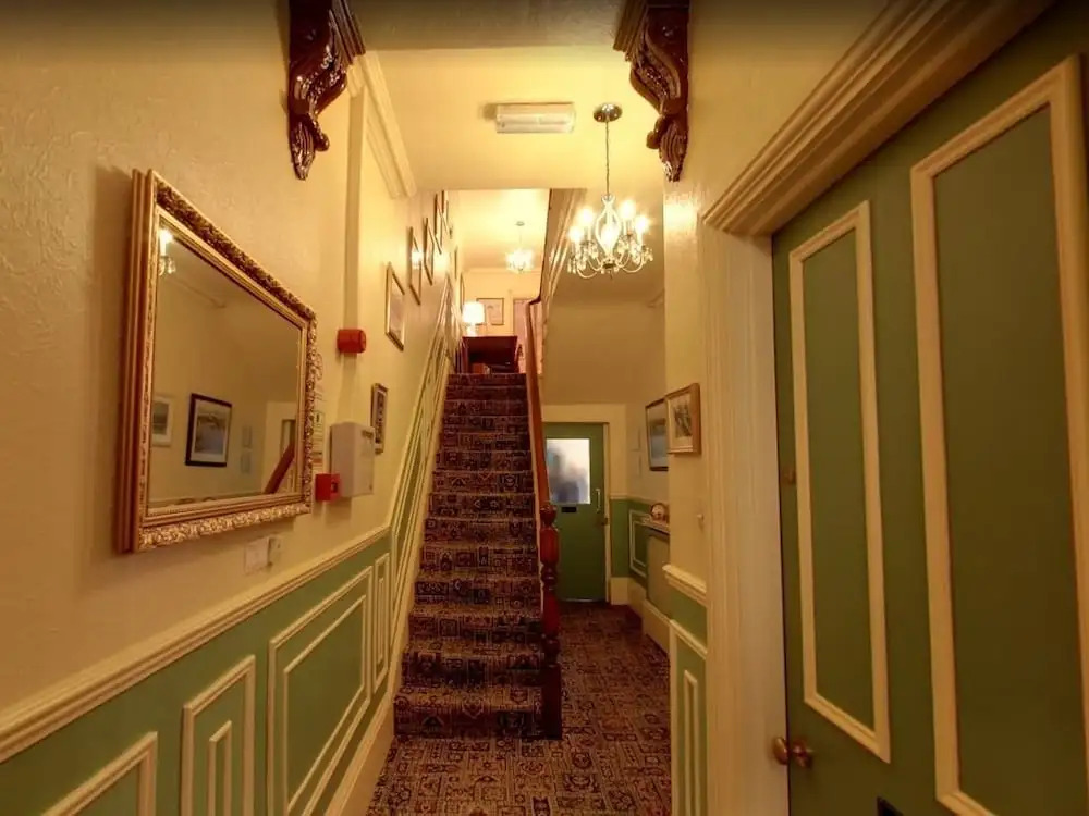 Athol Guest House